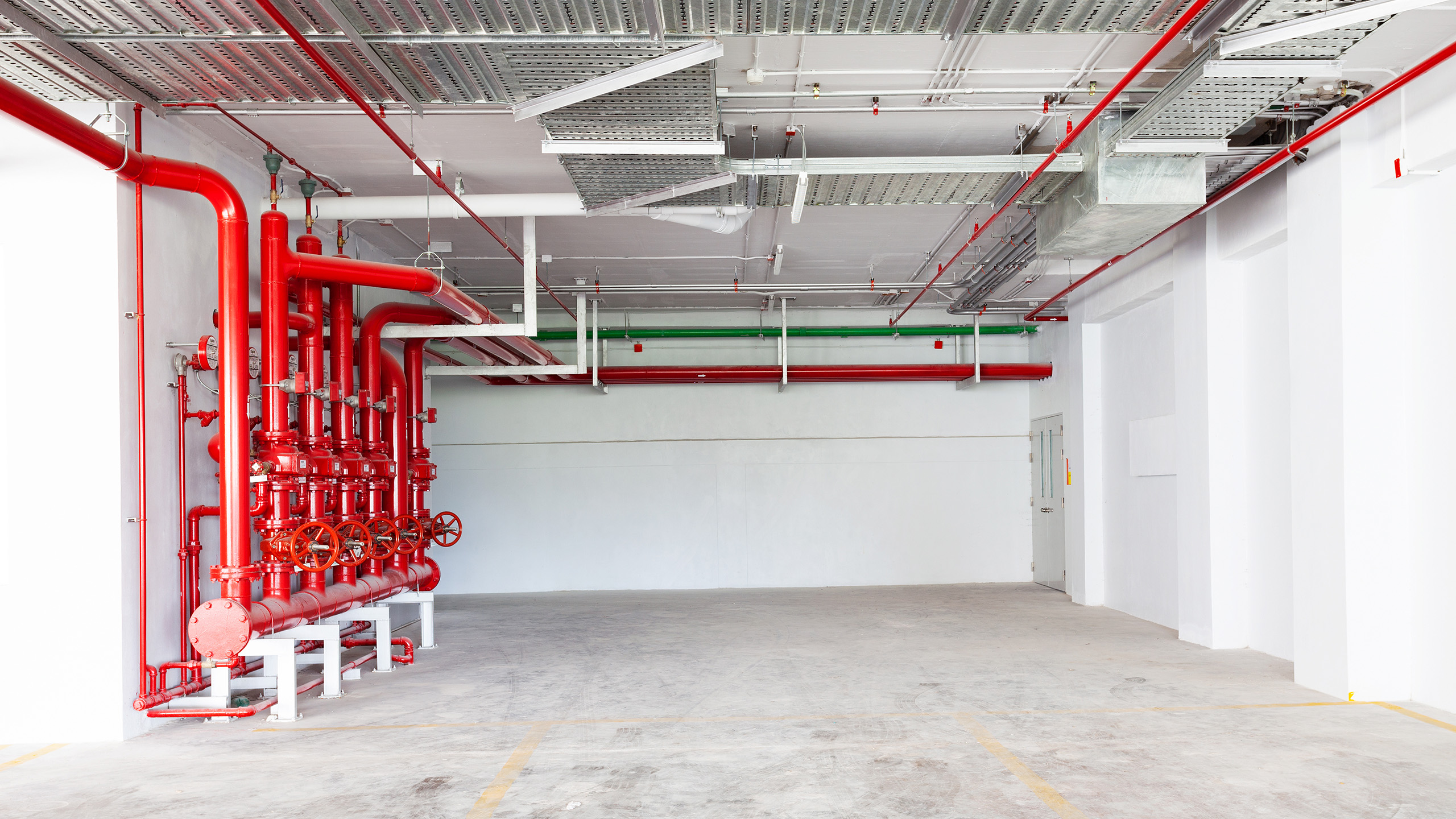 Endüstriyel yangın tesisatı yapımı — sprinkler ve söndürme sistemi kurulumu